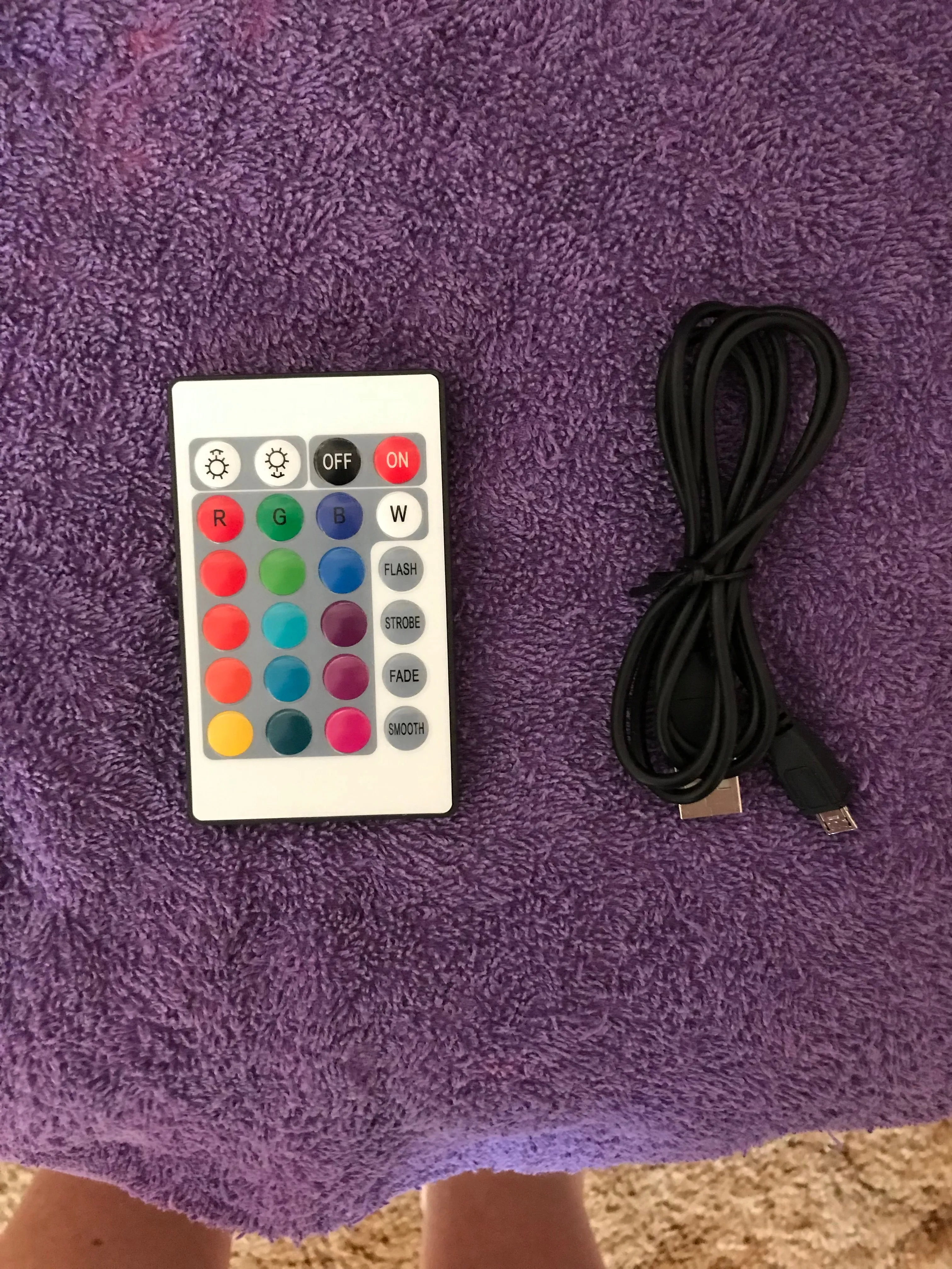 ANT CLOCK LIGHT and other Acrylic products