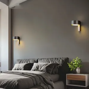Arne Wall Lamp