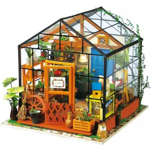 DIY Miniature House: Cathy's Flower House