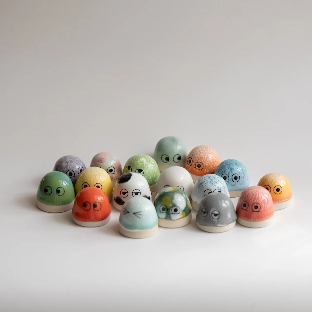 Familia Figurine | Dot | Sunny Side | by Studio Arhoj