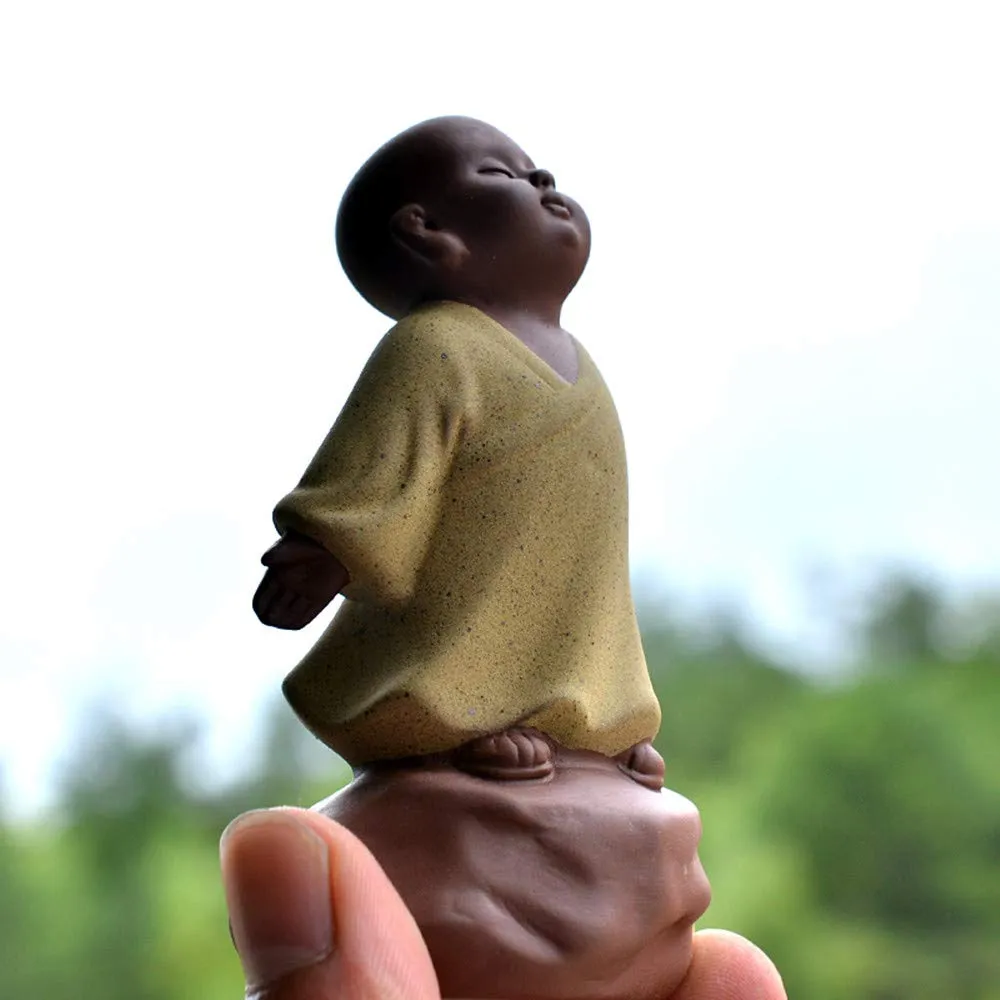 KINGZHUO Ceramic Little Cute Buddha Statue Monk Figurine Creative Baby Crafts Dolls Ornaments Gift Classic Chinese Delicate Ceramic Arts and Crafts Tea Accessories 4'' Inches High