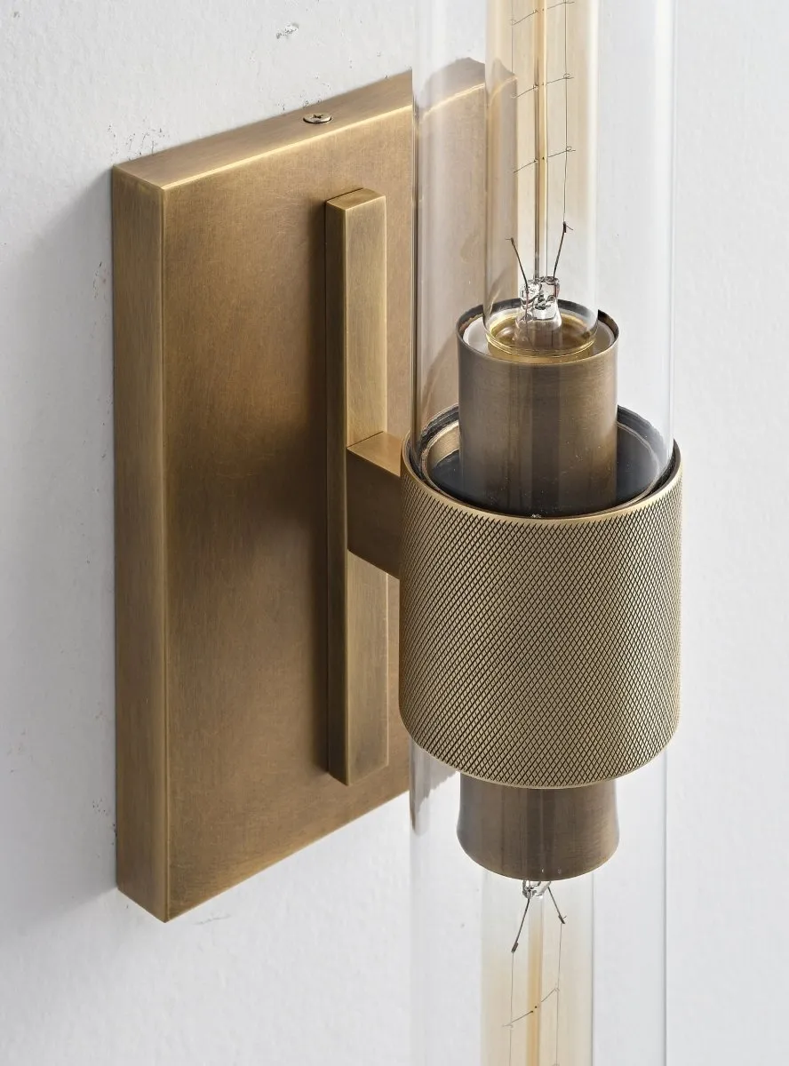 Oraya Wall Lamp
