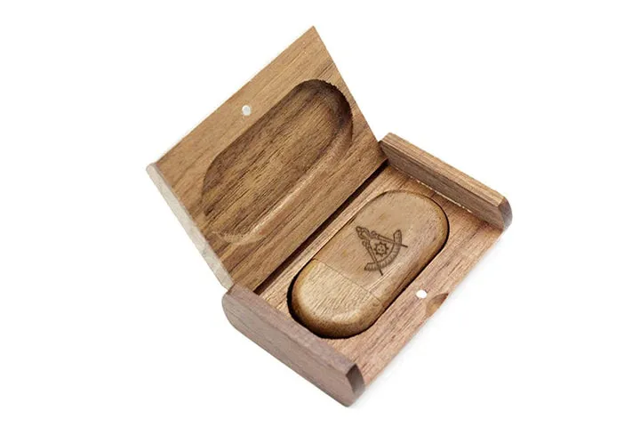 Past Master Blue Lodge California Regulation USB Flash Drives - Various Wood Colors