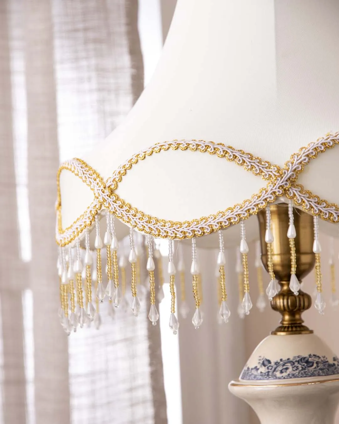 'Straffordshire' Ornamental Decorative Table Lamp